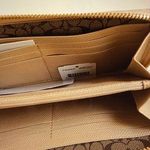 Coach New  Wallet Photo 2