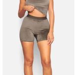 SKIMS Velour Bike Shorts Smoke Large Photo 5