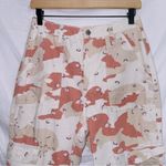 Wild Fable  Multicolor Camo Print High Waisted Cargo Pants size 2 Photo 2