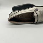 IUY‎ Loafers Womens 10 Silver Leather Casual Slip On Penny Loafers Comfort NEW Photo 6