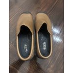 Keen  Cush Slip-On Clog Shoe Women 9 Leather Brown Non-Slip Photo 4