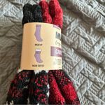 Muk Luks Cabin Cozy Red and Black Winter Socks 2 Pack NWT Photo 7
