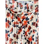 Elizabeth and James Elizabeth and James Floral Medium Long Sleeve Pin Tuck Smocked Top Blouse Photo 2
