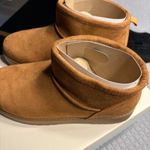 SO  Lupita Women's Low Boots Faux Fur Lined Chestnut Color Size 8 New in Box Photo 5