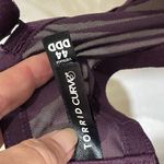 Torrid  CURVE Purple Lace Bra In Size 44DDD Casual everyday adjustable Photo 2