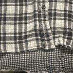 Madewell black white checkered large button up Photo 3