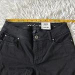 International concepts INC Women’s curvy fit Skinny leg incessential Mid rise Jeans in deep black sz 2 Photo 3