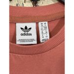 Adidas Originals New Neutrals logo boyfriend t-shirt in pink size small Photo 2