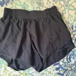Lululemon Shorts Black Photo 0