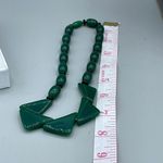 Vintage green acrylic hidden clasp geo shaped tubular black disk choker Photo 5