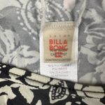Billabong Crop Top Womens Small Black Ivory Paisley Floral Long Sleeve Surf Swim Photo 3