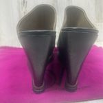 Diane Von Furstenberg  DVF Metallic Embossed Leather Wedges sz 8.5 Black Bronze Photo 2
