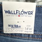 Wallflower Ultra Fit Blue Jeans Women's 14W Regular Distressed Soft New Photo 8