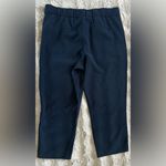 Lululemon On The Fly Crop *Woven 23"
True Navy size 10 Photo 3