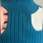 Bold Elements Women’s Cut Out Long Sleeve Pullover sweater Photo 3