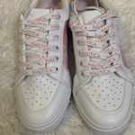 Nautica Ladies size 6  Lace Up Casual Shoes NWT Photo 2