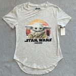 Star Wars The Mandalorian Baby Yoda Grogu Graphic T-Shirt size Small Photo 0
