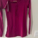 Athleta  Long Sleeve Surf Swim Rashgaurd Top Magenta Pink Women's Size Small NWT Photo 2
