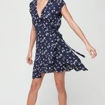 Aritzia 🌸 | Sunday Best Savoy Dress Photo 6