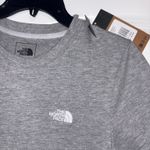 The North Face Tee Women’s Photo 2