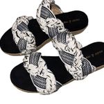 Violet & Red Women’s Woven Wedge Slip On Sandals Size 7M NWOT Black Off White Photo 1