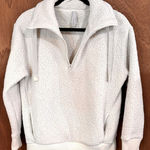 Athleta Cream /off white Colored Sherpa Pullover Size XS Photo 0