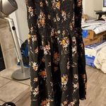 Floral Button Photo 0