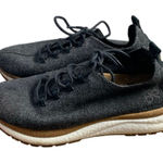 OTBT  Everyday comfort sneaker wool/alpaca Women's size 9 Photo 0