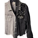 POL  Y2K Distressed 2 Tone Denim Jacket Pearl Stud Frayed Hem Snap Ladies Medium Photo 3