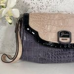 Guess  Purple & Cream Reptile Pattern Wristlet Photo 4