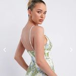 Selfie Leslie Floral Dress Photo 3