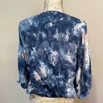 Young Fabulous and Broke Young Fabulous & Broke Top Flowy Kimono Sleeve Tie Dye sz Small Photo 1