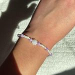 Handmade Flower Beaded Bracelet Photo 0