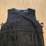 J. McLaughlin  Embroidered Tassel Fringe Overlay Shift Dress Black‎ Size 0 EUC Photo 2