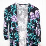 LuLaRoe NEW Sarah Duster Cardigan Kimono Black Floral Cross Stitch Print Size XS Photo 2