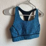 Lululemon  Circuit Breaker Bra
Scatter Star Beach Blanket Blue Black Photo 6