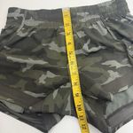 Athleta Shorts Womens XXS Green Printed Mesh Racer Run 4” Camo Gym Casual Train Photo 11