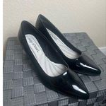 Easy Street NEW  Pointe Pumps Black Heels Women's Size 6.5 Pointed Toe Classic Photo 0