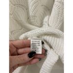 Andree by Unit Med  Women's Size Medium White Long Sleeve Sweater NWT Photo 7