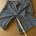 Spanx  Shorts Navy painted dots 10” stretchy women’s shorts, pockets, size XL Photo 13