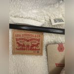 Levi's  Sherpa lined jacket XS cream NWT womens Corduroy - pockets trucker jacket Photo 1