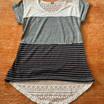 Poof! Poof lace back T-shirt Photo 0