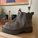 Madewell Calvin Leather Lug Sole Chelsea Ankle Boots Booties Gray NEW Size 5.5 Photo 1