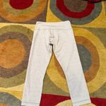 Lululemon Oatmeal Grey Low Rise Capri Leggings Cropped 20” Women’s Size 6 Photo 3