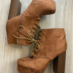 Modern Edge: suede Heeled Boot for Women Brown Size 10 Photo 0