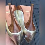 Cole Haan  Women's Mariela Air Open Toe Pump Soft Gold Metallic Size 9 B Photo 11