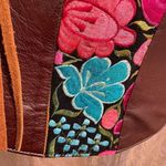 Borssa Brown Colorful Embroidered Floral Mexican Boho Real Leather Small Purse N Photo 3