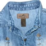 Wrangler  denim shirt with gold embroidered arrow detail Photo 1