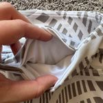 Alo Yoga  Gray and White Patterned Cropped Leggings Photo 2