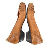 Taos Calypso Womens Brown Leather Pleated Comfort Heels Size 9 Photo 6